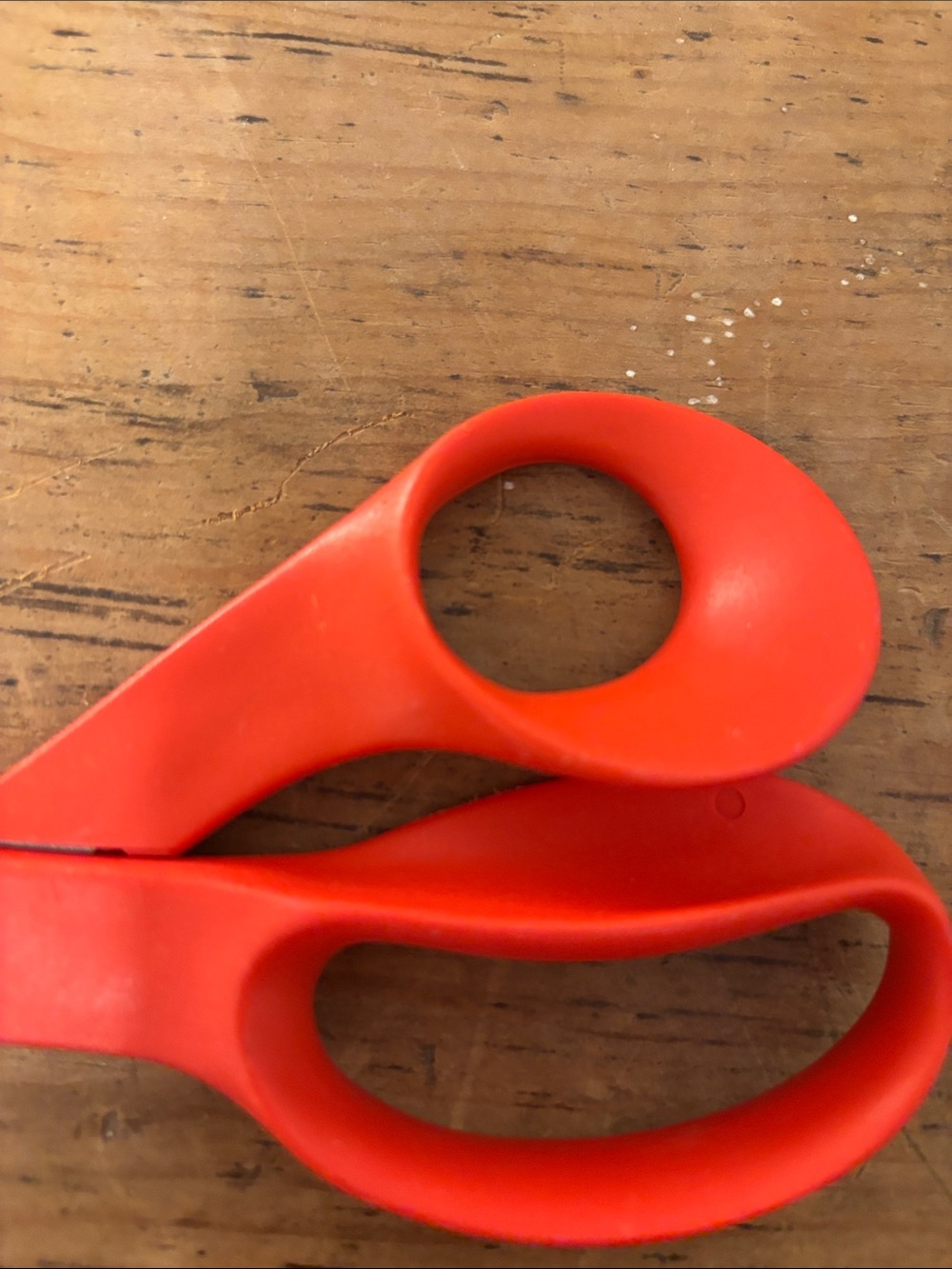 Fiskars Left-Handed Red Handled Scissors - Picture 3 of 6